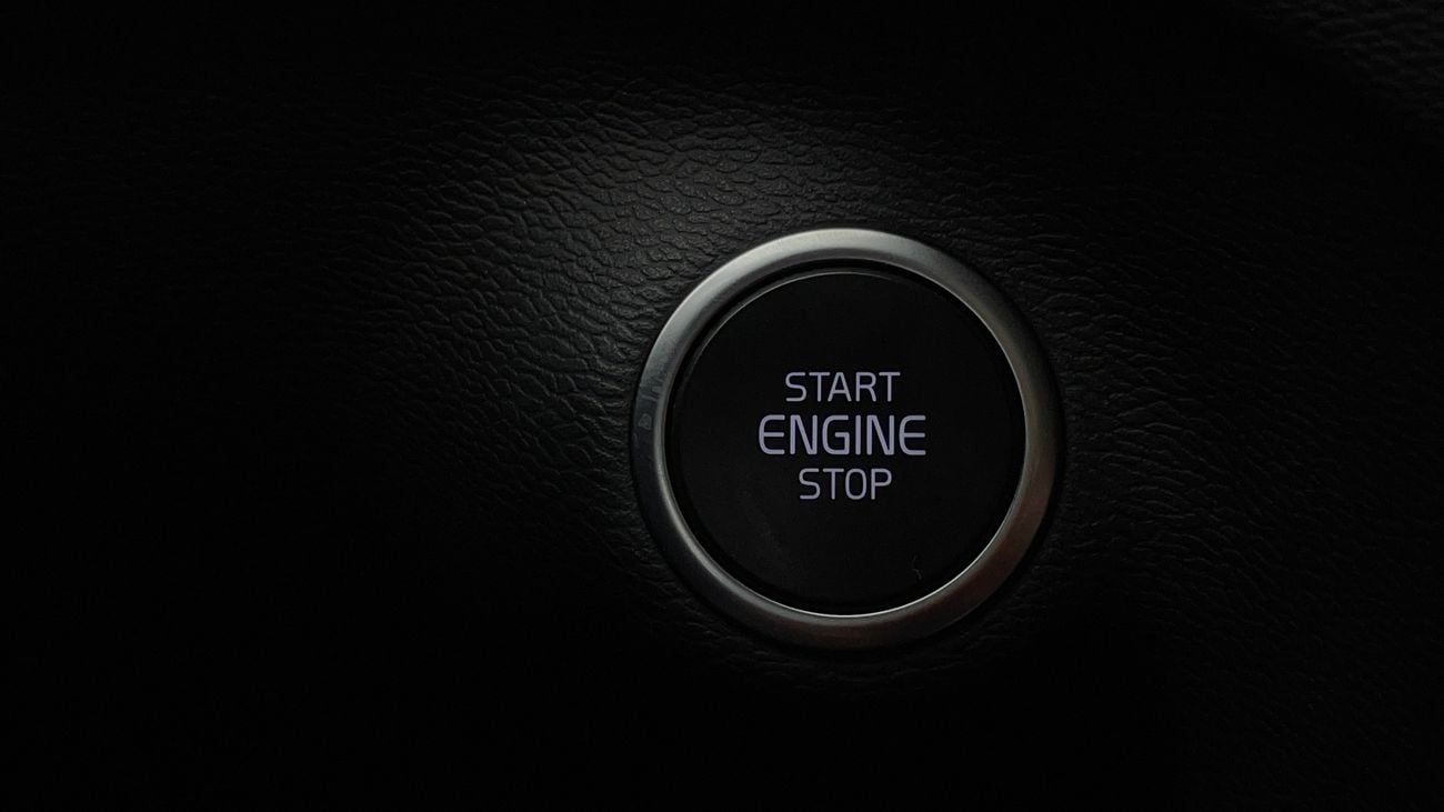 فولفو XC 40 B4 ULTIMATE DARK 2 | بدون دفعة مقدمة | اختبار القيادة في المنزل