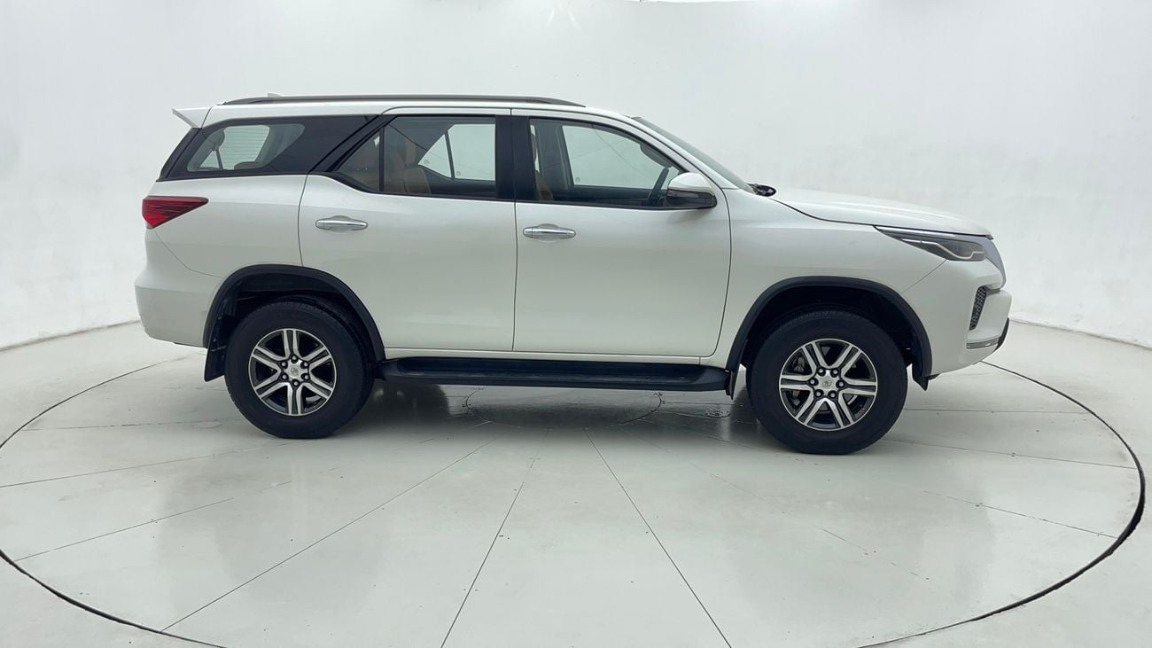 Toyota Fortuner GXR 4.0L (278 HP) GXR 4 | Zero Down Payment | Home Test Drive