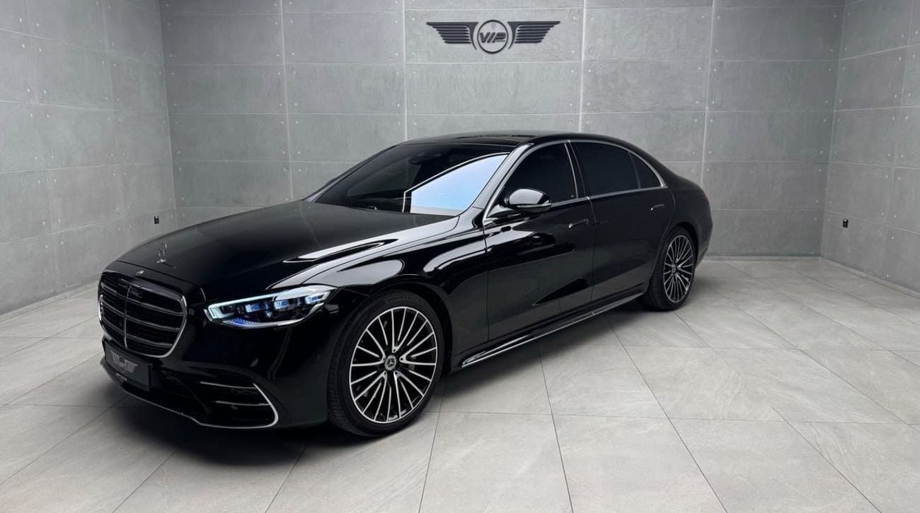 مرسيدس بنز S 580 2023 | GCC Specs | Full Options | Agency Warranty & Service | Low Mileage