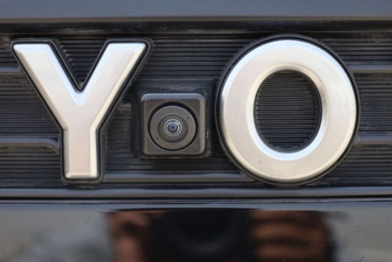 Toyota Hilux TOYOTA_HILUX_GR_2024_4.0L_GASOLINE_WHITE_COLOR