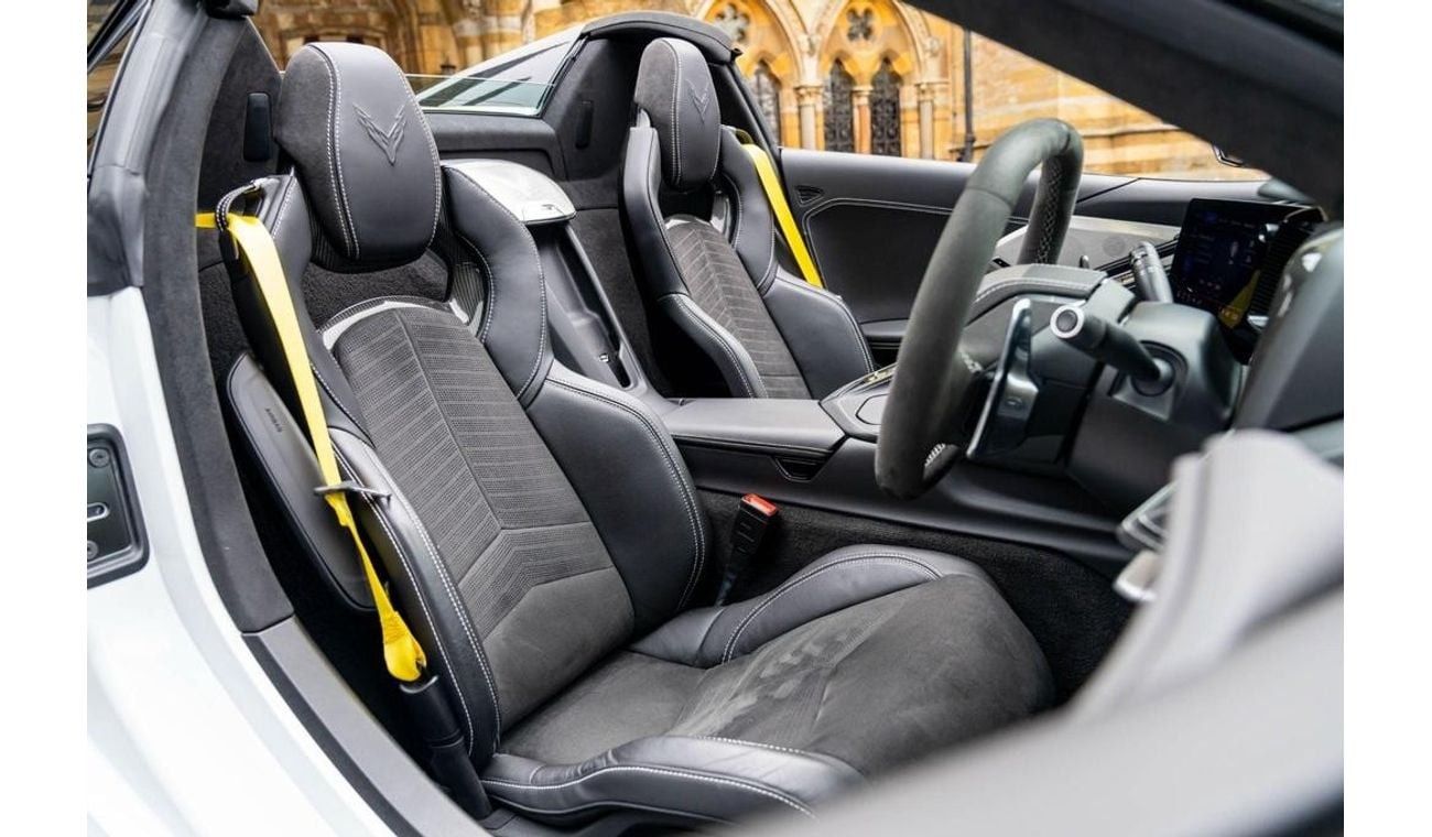 Chevrolet Corvette 3LT 6.2L (490 HP) Convertible Stingray 6.2 V8 3LT DCT RIGHT HAND DRIVE