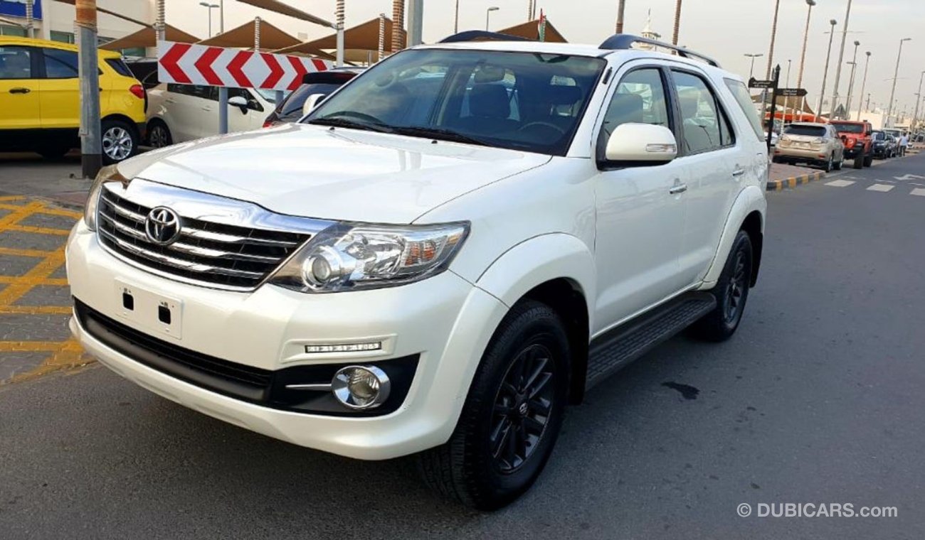 Toyota Fortuner 2015 V6 GCC