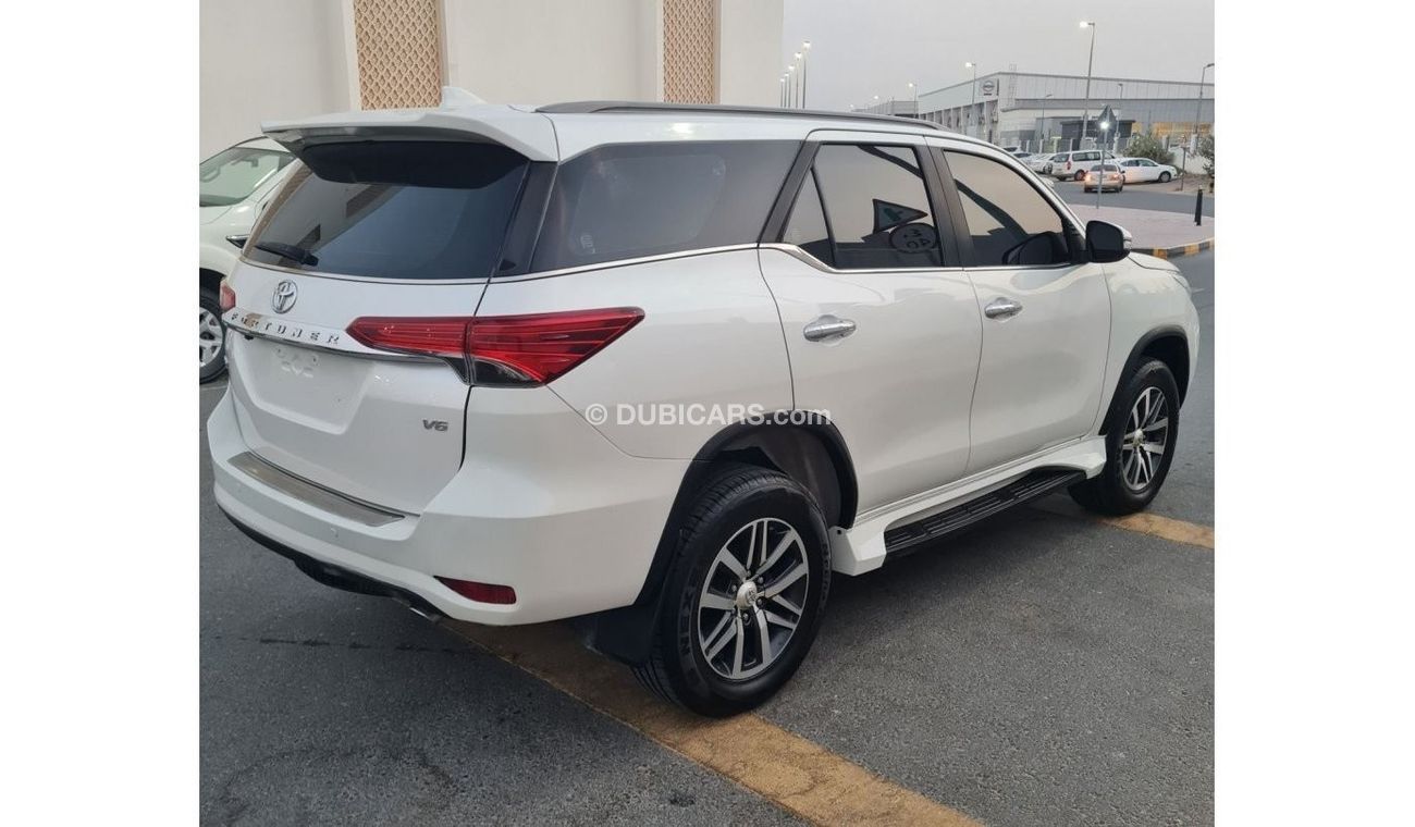 Toyota Fortuner 2017vxr v6