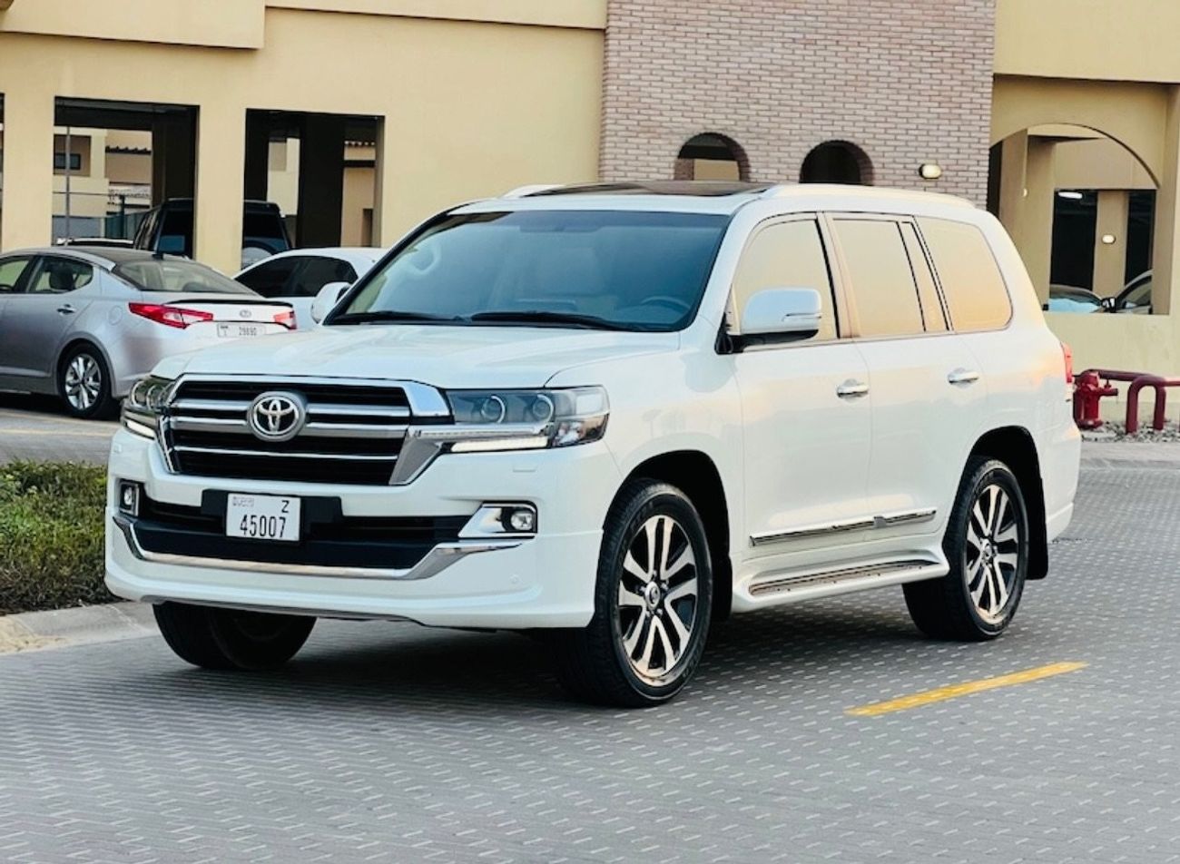Toyota Land Cruiser Toyota landcuriser GXR V6 2018  Full Option