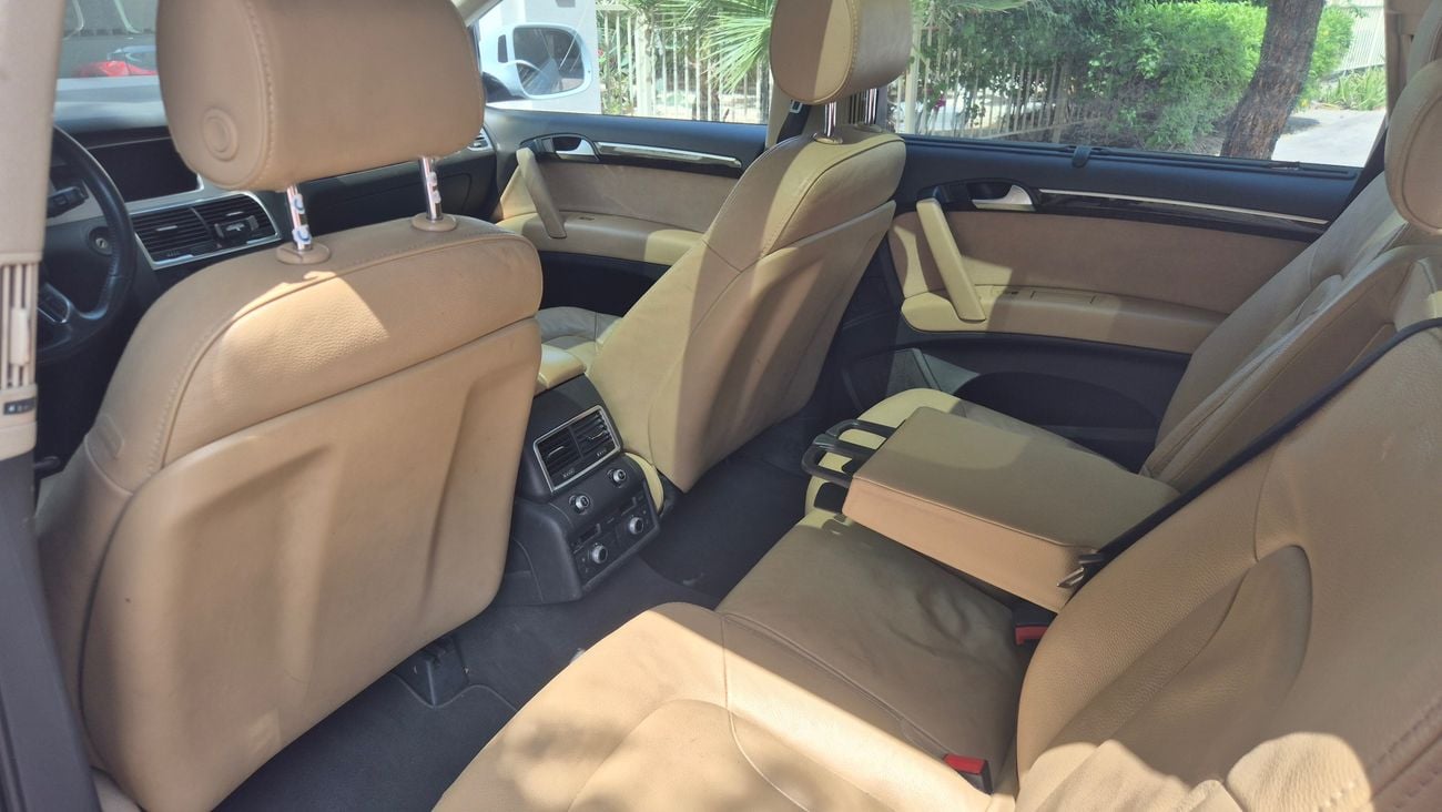 Audi Q7 STD