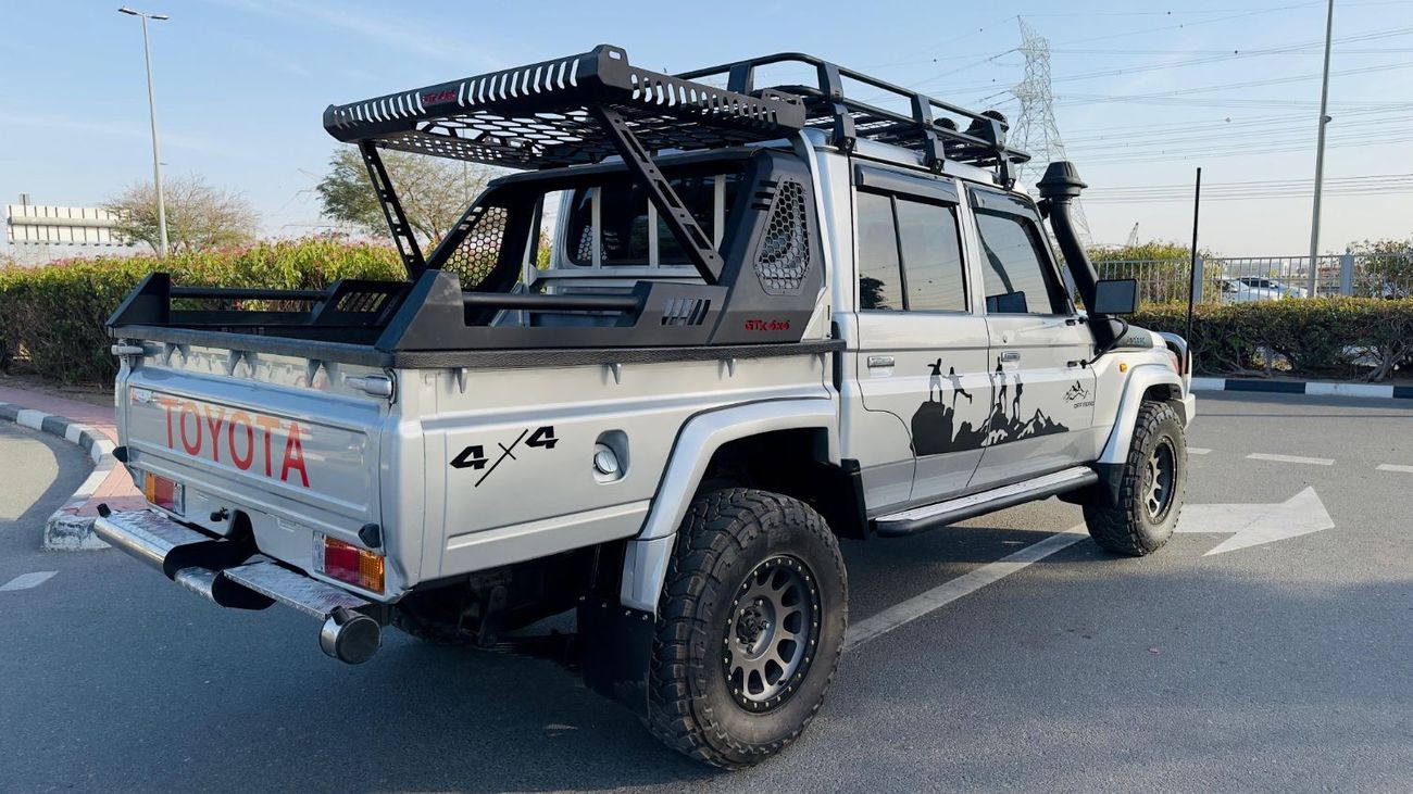 تويوتا لاند كروزر بيك آب MODIFIED TO DOUBLE CABIN PICKUP | 2018 | RHD | MANUAL TRANSMISSION | 4.5L DIESEL ENGINE | REAR VIEW
