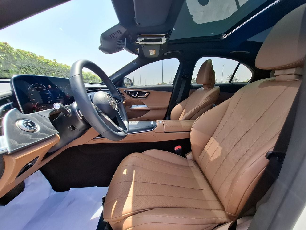 Mercedes Benz E220 Mercedes-Benz  E220d 2025 full option
