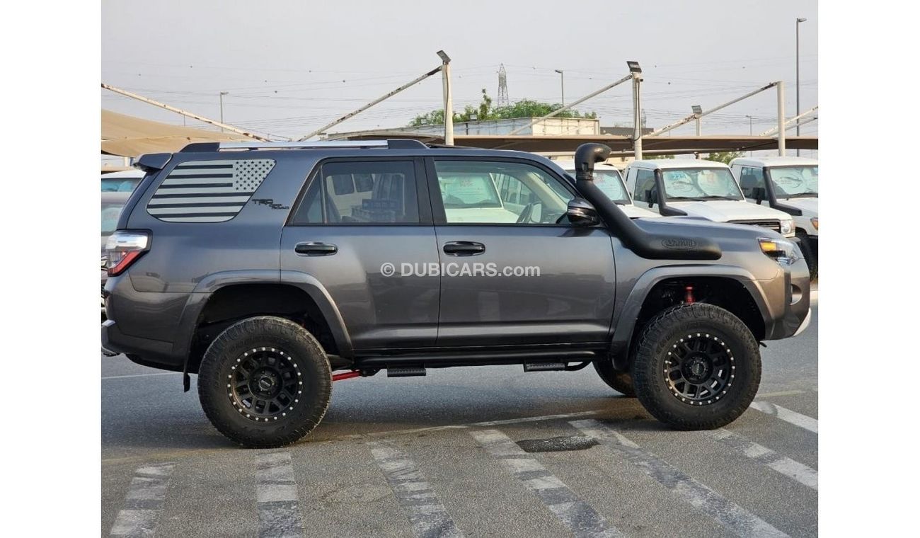 Toyota 4Runner *Offer*2018 Toyota 4Runner Off Road TRD Full Option 4.0L V6 /