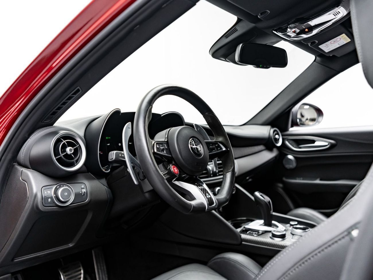 Alfa Romeo Giulia 2024 Alfa Romeo Giulia Quadrifoglio, 2029 Alfa Romeo Warranty + 2029 Service Contract, Low KMs, GCC