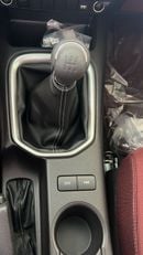 Toyota Hilux SR5 (NON GCC)