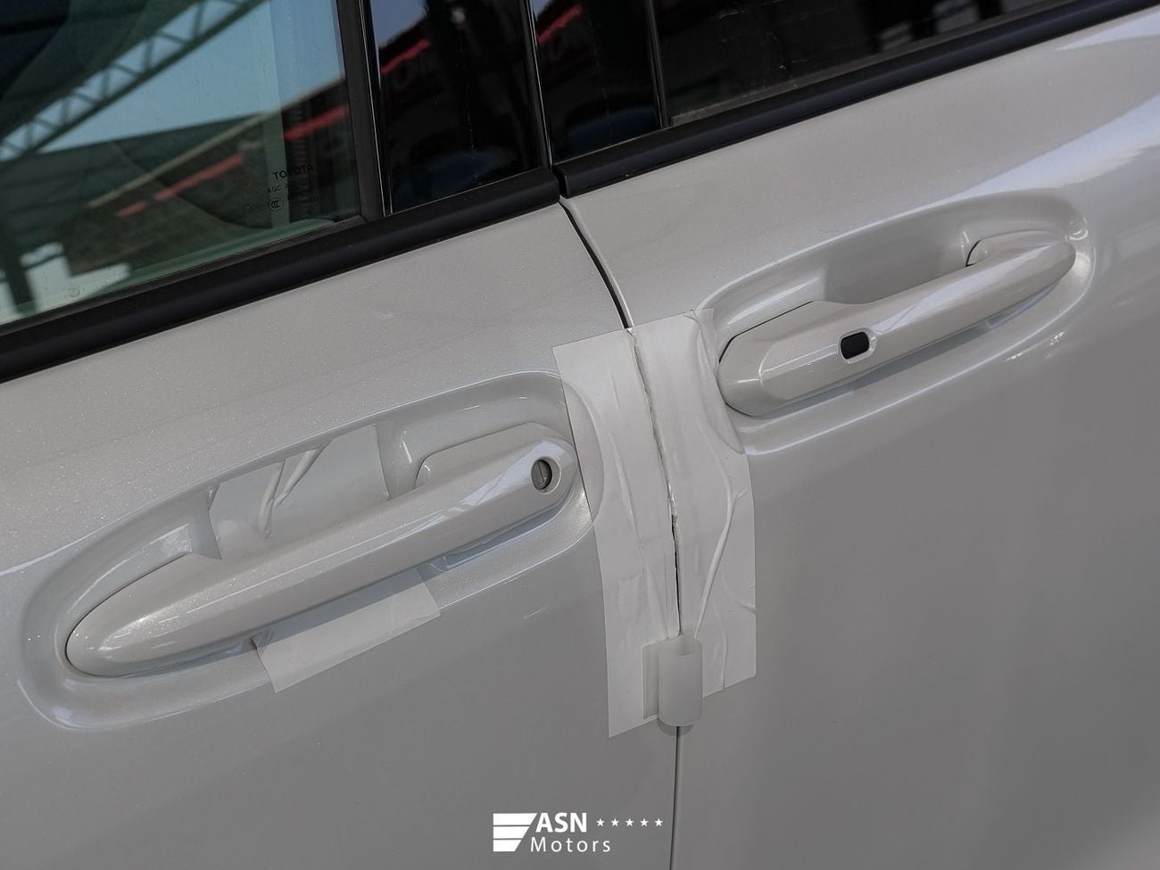Toyota Sienna  2.5L Dual-Engine 2WD 2025 (Clearance Price)
