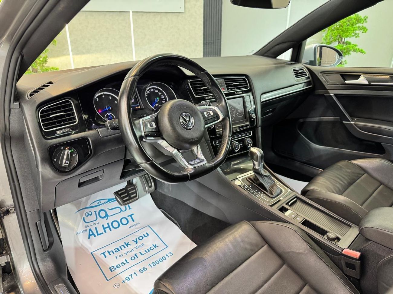 فولكس واجن جولف ار AWESOME VOLKSWAGEN GOLF R || UNIQUE COLOR || FULL OPTIONS || GCC || PERFECT CONDITION || LOW MILEAGE