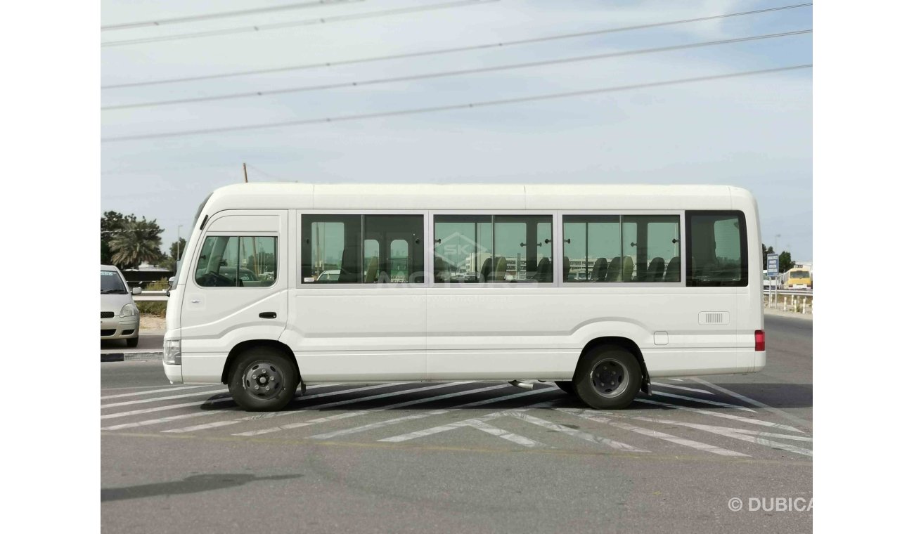 Toyota Coaster 4.2L DIESEL, 16" TYRE, 27 SEATS, KEY START, XENON HEADLIGHTS (CODE # TC04)