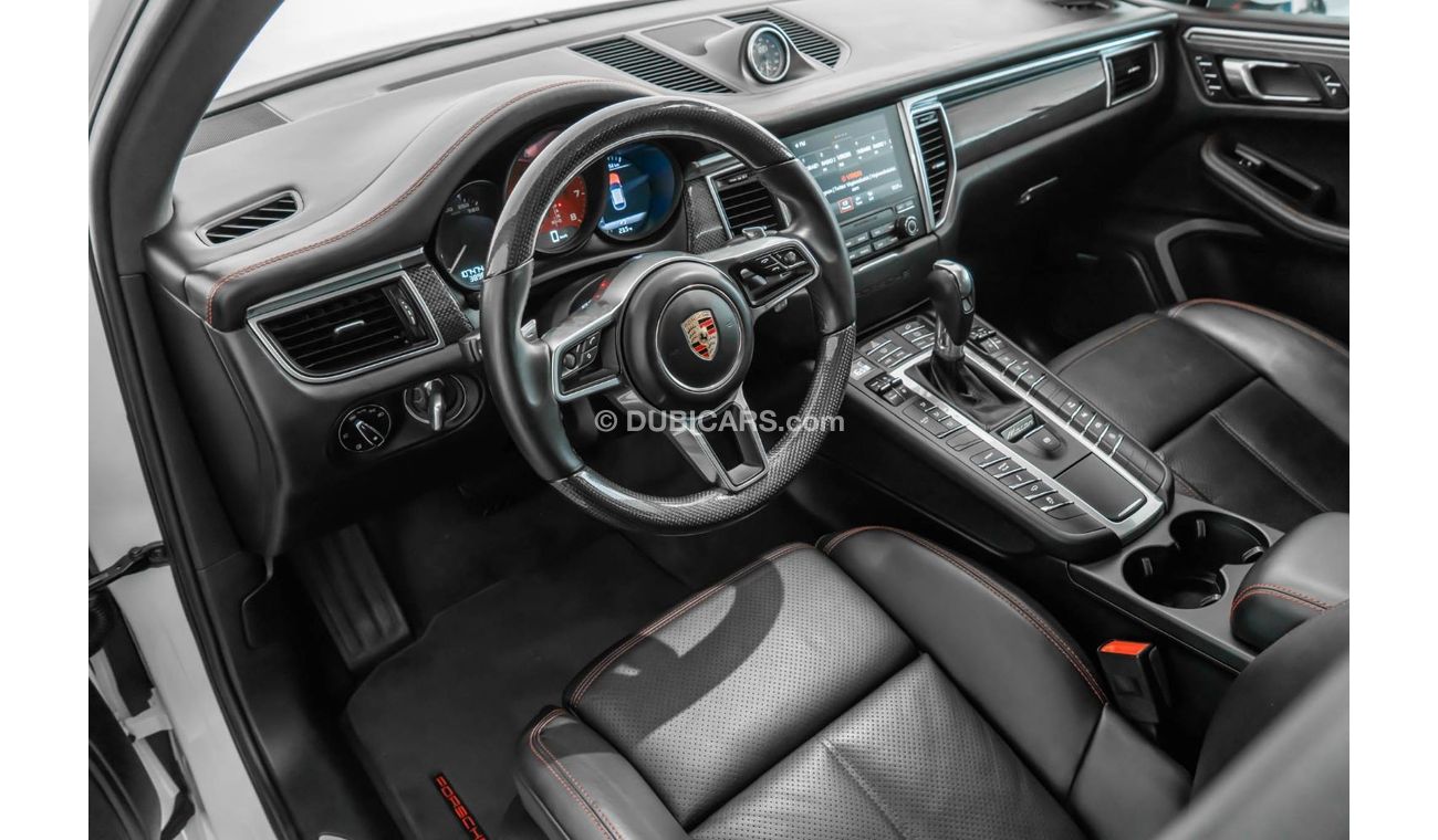 Porsche Macan 2017 Porsche Macan GTS / Full-Service History / Two Years ARM Service Pack