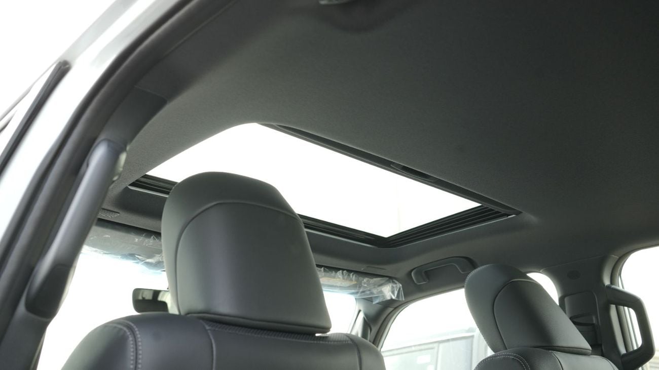 Toyota Prado 2026 Toyota Land Cruiser Prado 2.8L AT Diesel (White-Black)