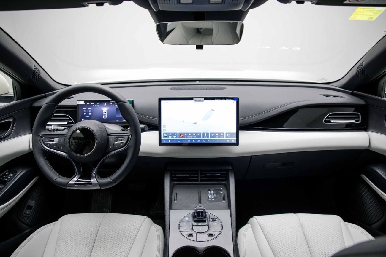 BYD Seal 06 DM-i ID Luxury 1.5L - Warm Tea Grey Inside Grey | Export Only