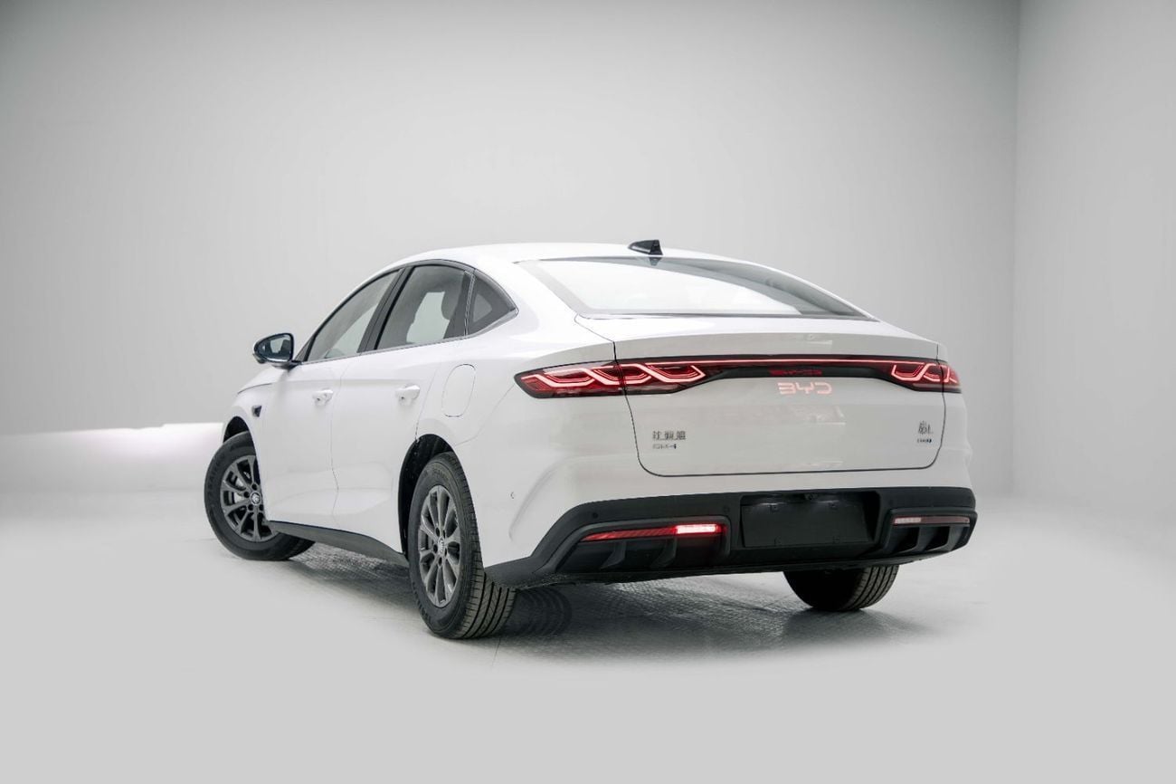 بي واي دي كين ال دي ام-اي Leading Version 1.5L - White Inside Grey | Export Only