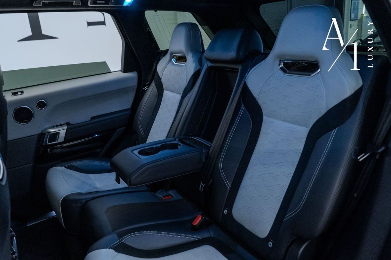 لاند روفر رينج روفر سبورت SVR 5.0L (575 HP) 4WD 2022 Range Rover Sport SVR, Warranty, Service History, Fully Loaded, Low Kms,