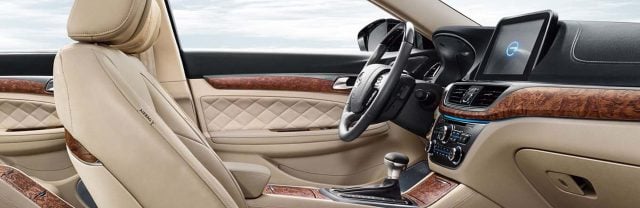 جي أي سي GA 8 interior - Front Seats