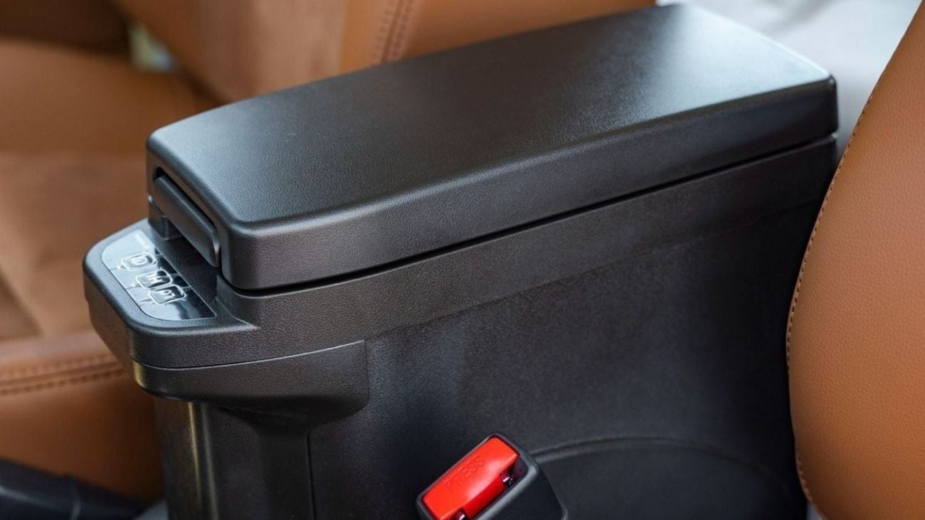 Toyota Land Cruiser 70 2024 Toyota LC71 4.0L petrol Full option Automatic