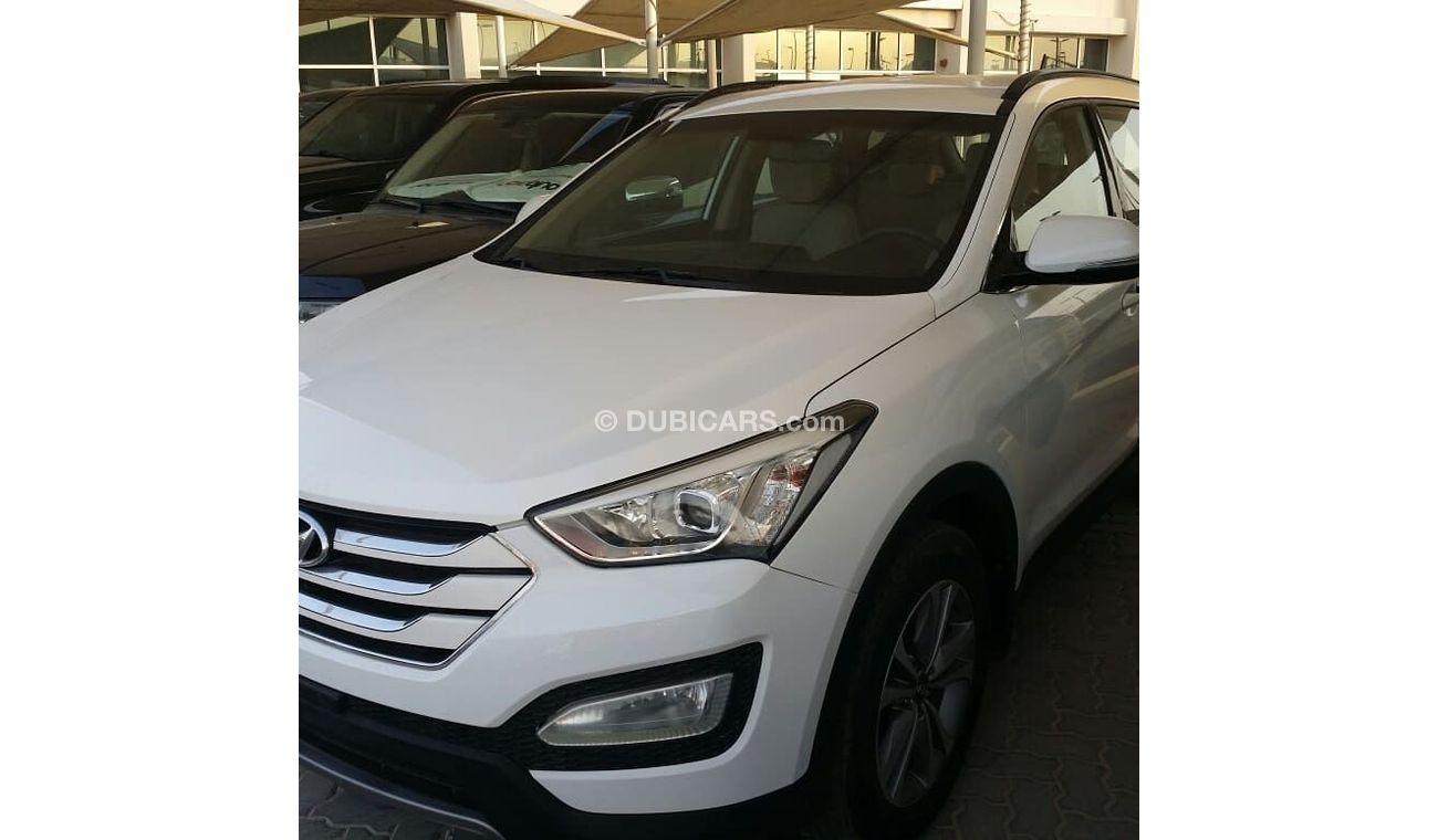 هيونداي سانتا في خليجي 4سلندر رقم3ويل2سنكل2.4سي سي