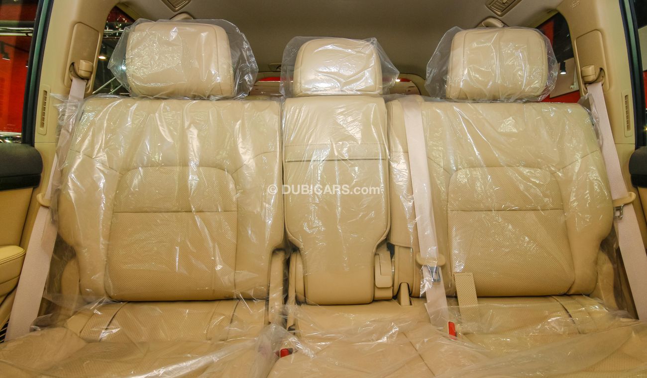 تويوتا لاند كروزر VXS V8