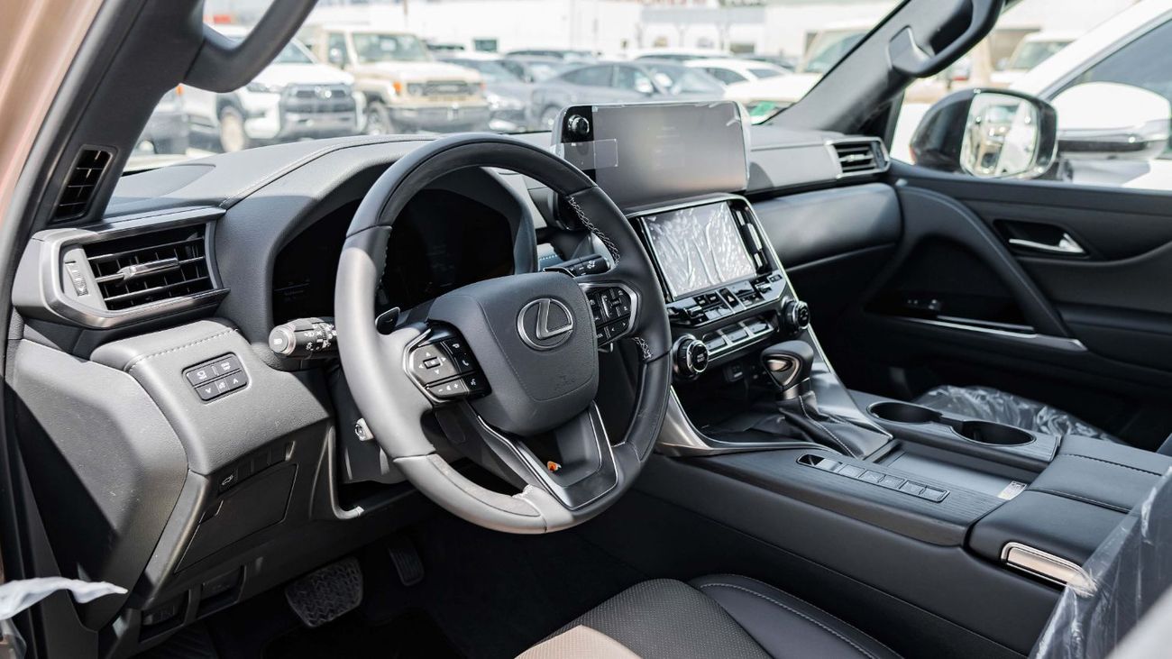 Lexus LX 600 2025 Lexus LX600 Overtrail 3.5L AT Petrol (Beige-Black) No MarkLevinson