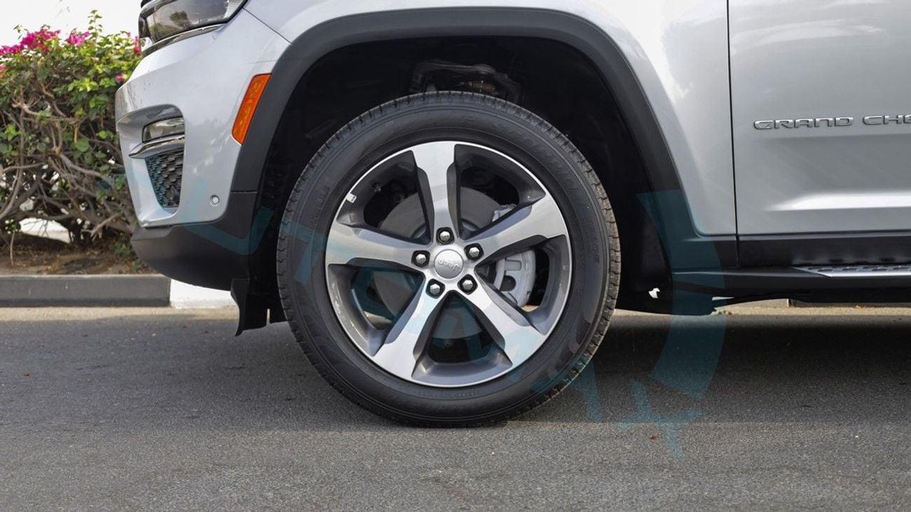 جيب جراند شيروكي (For Export , НА ЭКСПОРТ) LIMITED PLUS LUXURY 2025 GCC Без пробега