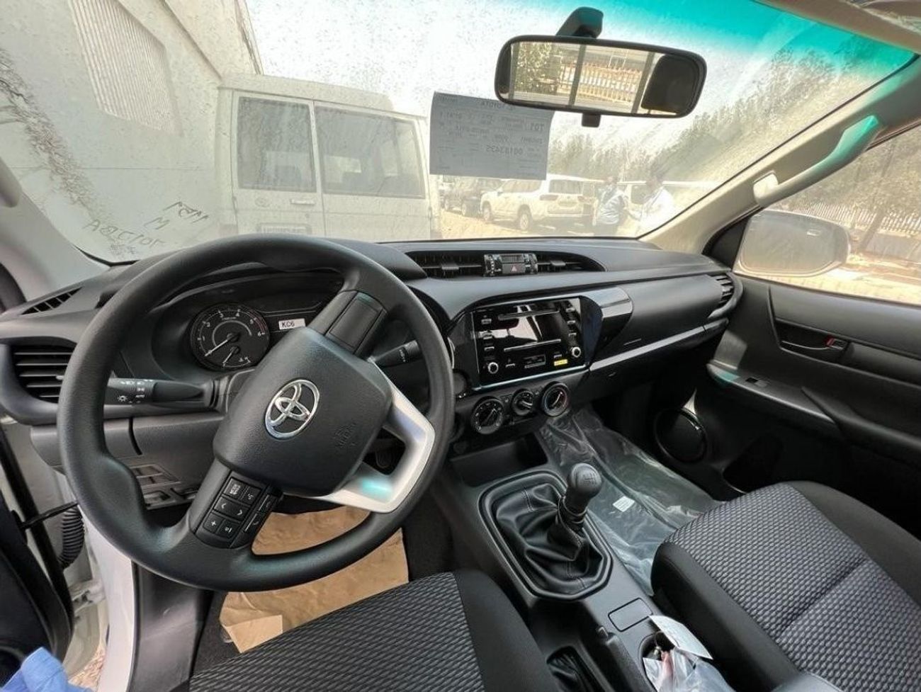 Toyota Hilux Wide Body Turbo Diesel Manual Transmission 4WD Double Cab * Export Price *