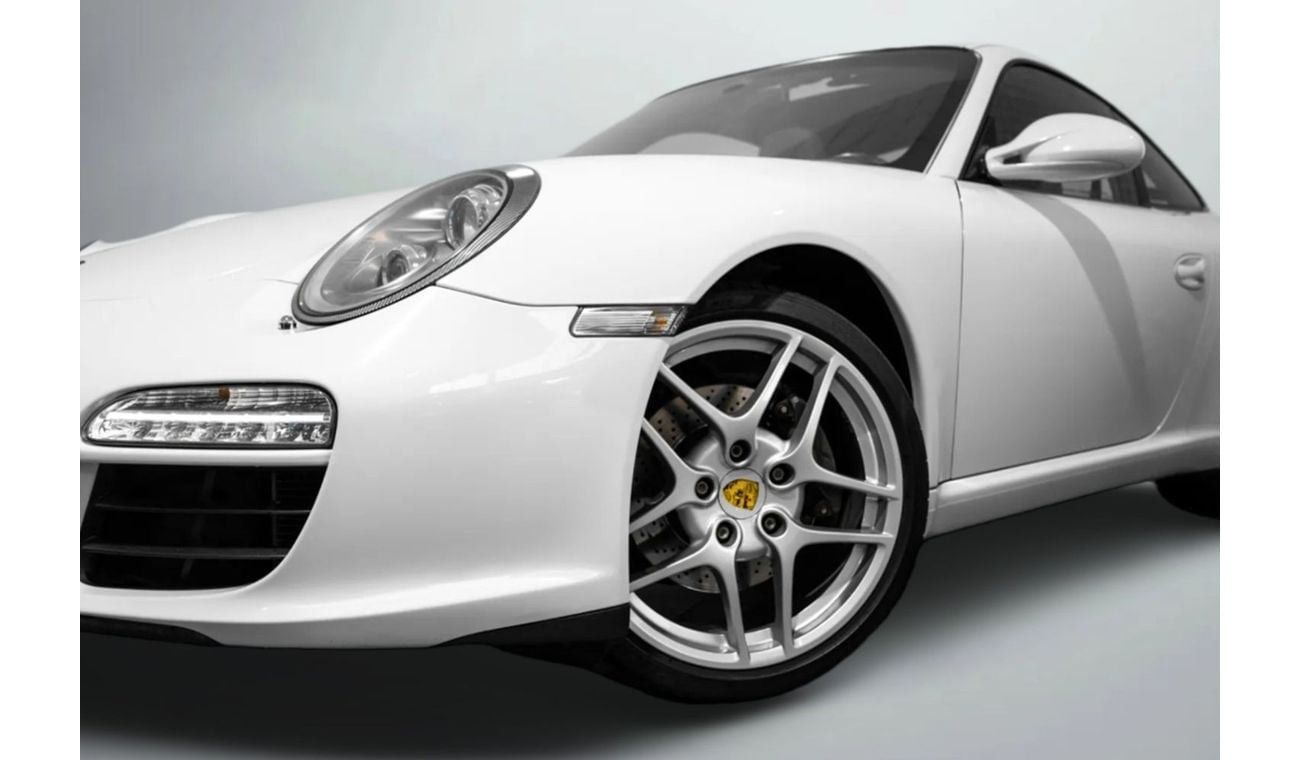 Porsche 911 Carrera 3.6L Coupe