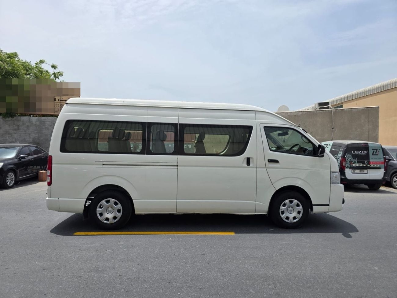 Toyota Hiace TOYOTA HIACE COMMUTER VAN RHD 2015 MODEL 3.0 L DIESEL AUTOMATIC(PM15122)