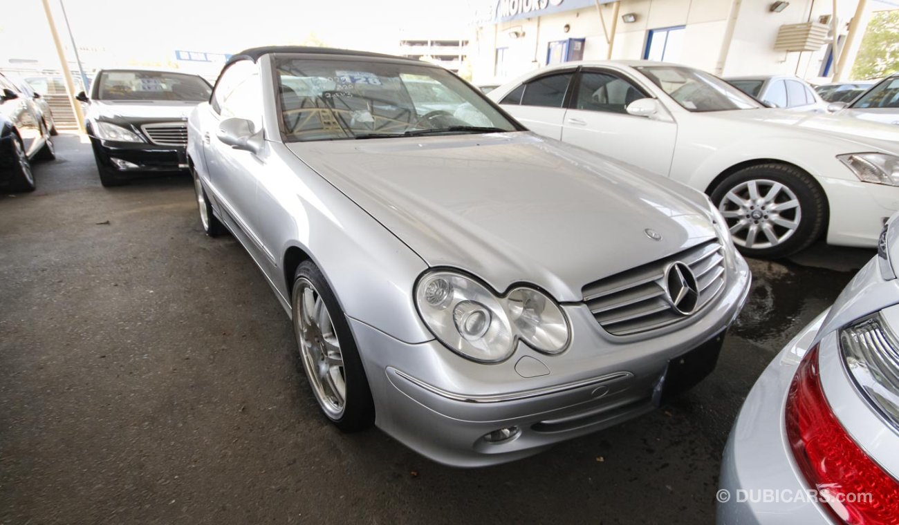 Mercedes-Benz CLK 320