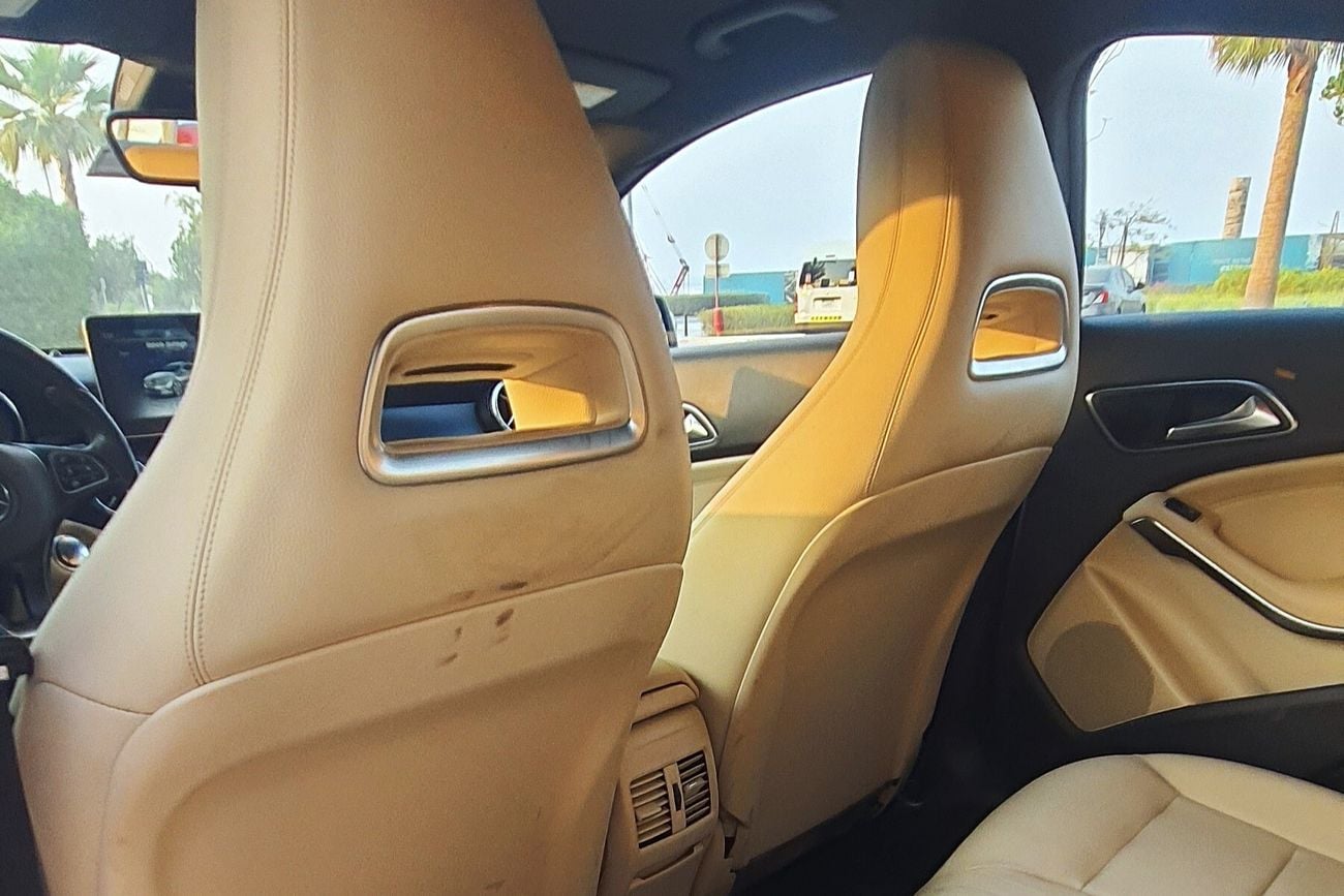 مرسيدس بنز CLA 250 ستاندارد