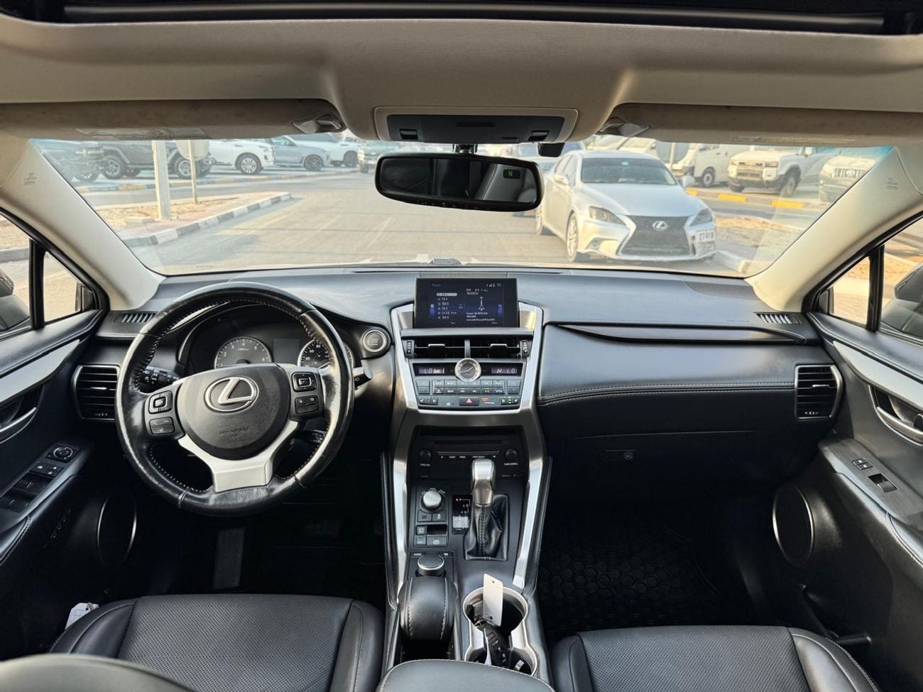 لكزس NX200t PREMIER