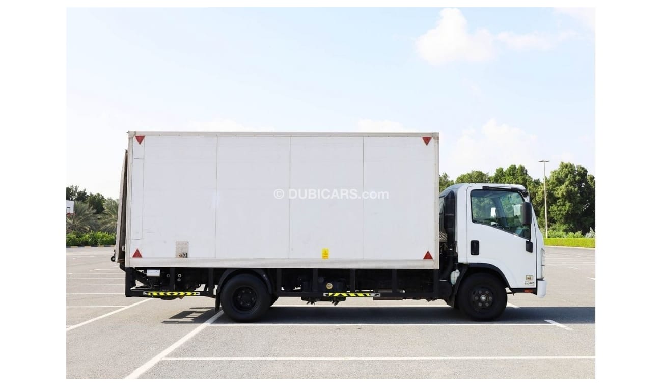 Isuzu NPR | BAR CARGO-LIFT ( TAIL LIFT ) | INSULATED BOX | GCC SPECS | EXCELLENT CONDITION