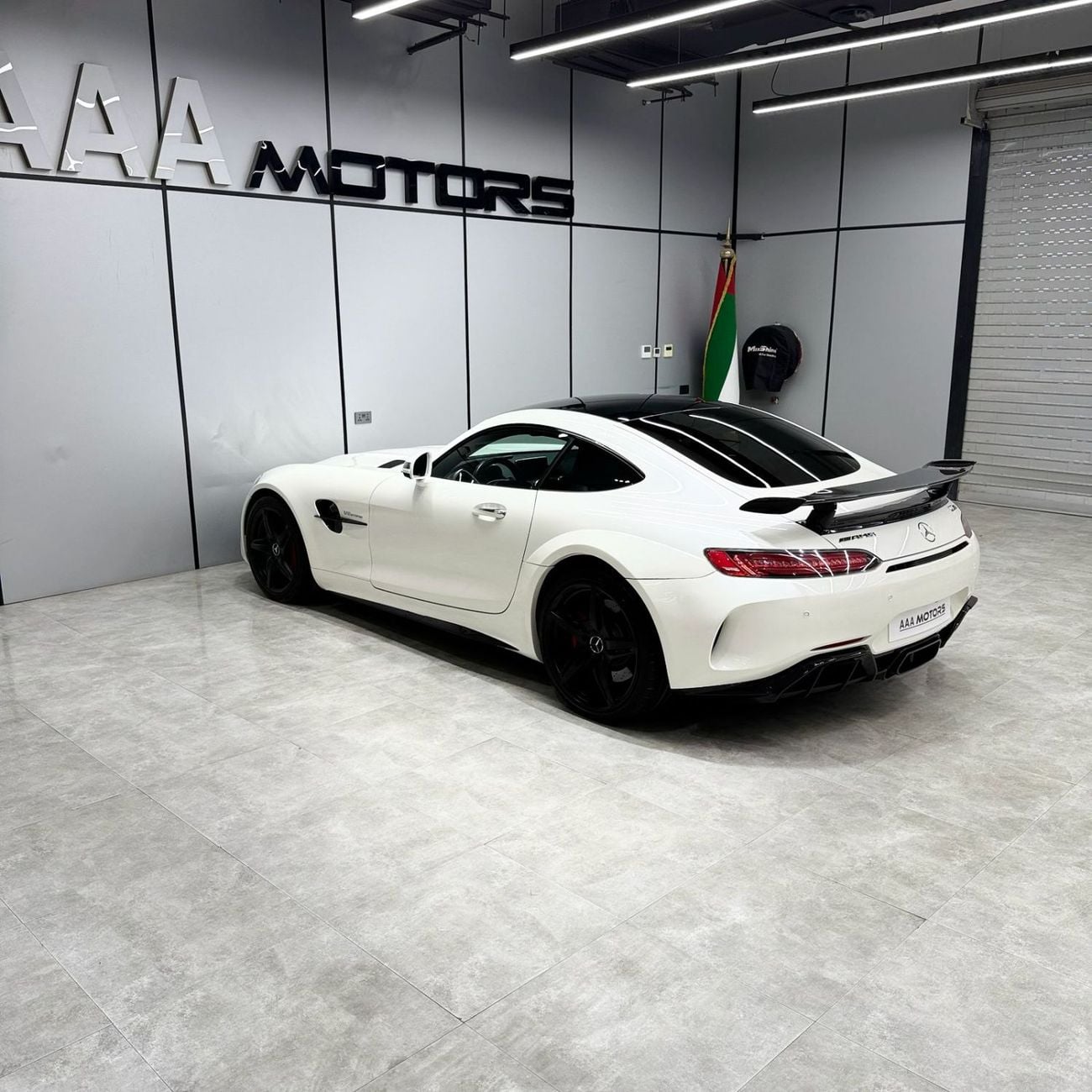 Mercedes-Benz AMG GT S Japan Specs | No Accidents | Low Mileage