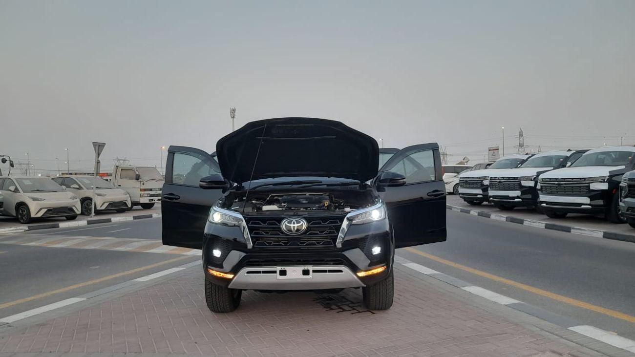 تويوتا فورتونر 4.0L VXR