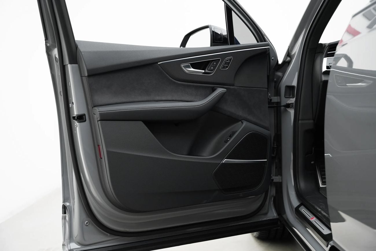 أودي SQ7
