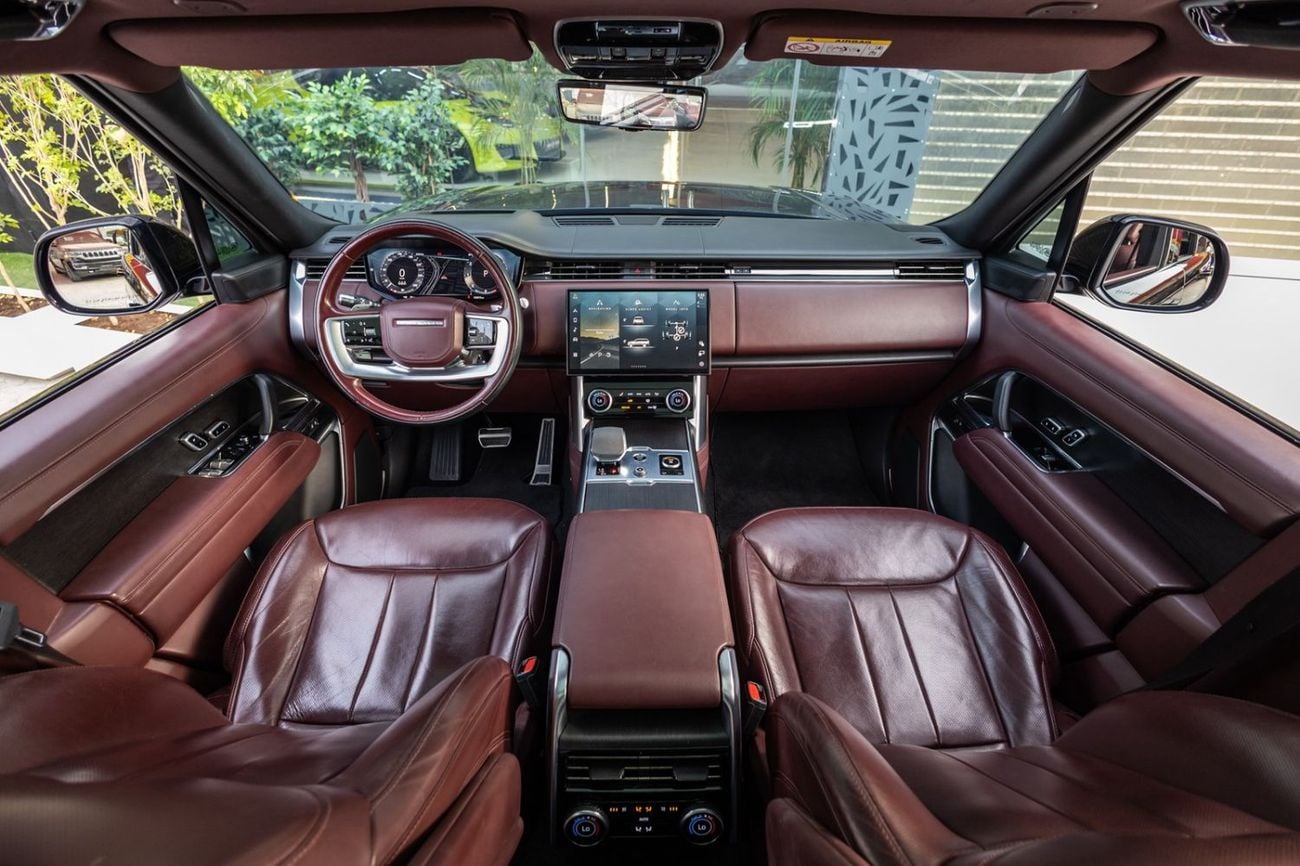 Land Rover Range Rover HSE P530 Range Rover Vogue P530 HSE Black Edition 2022 GCC | Agency Warranty