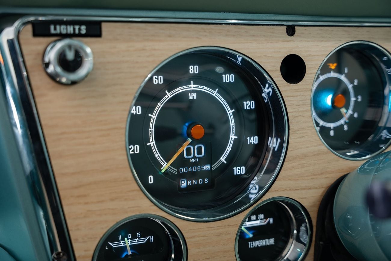 شيفروليه بليزر K5 Velocity Restorations LT1 10 Speed Pro Touring Restomod