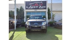 Mitsubishi Pajero Mitsubishi Bajero Model 2011 GCC COUPE coulour GREY  very good condition1