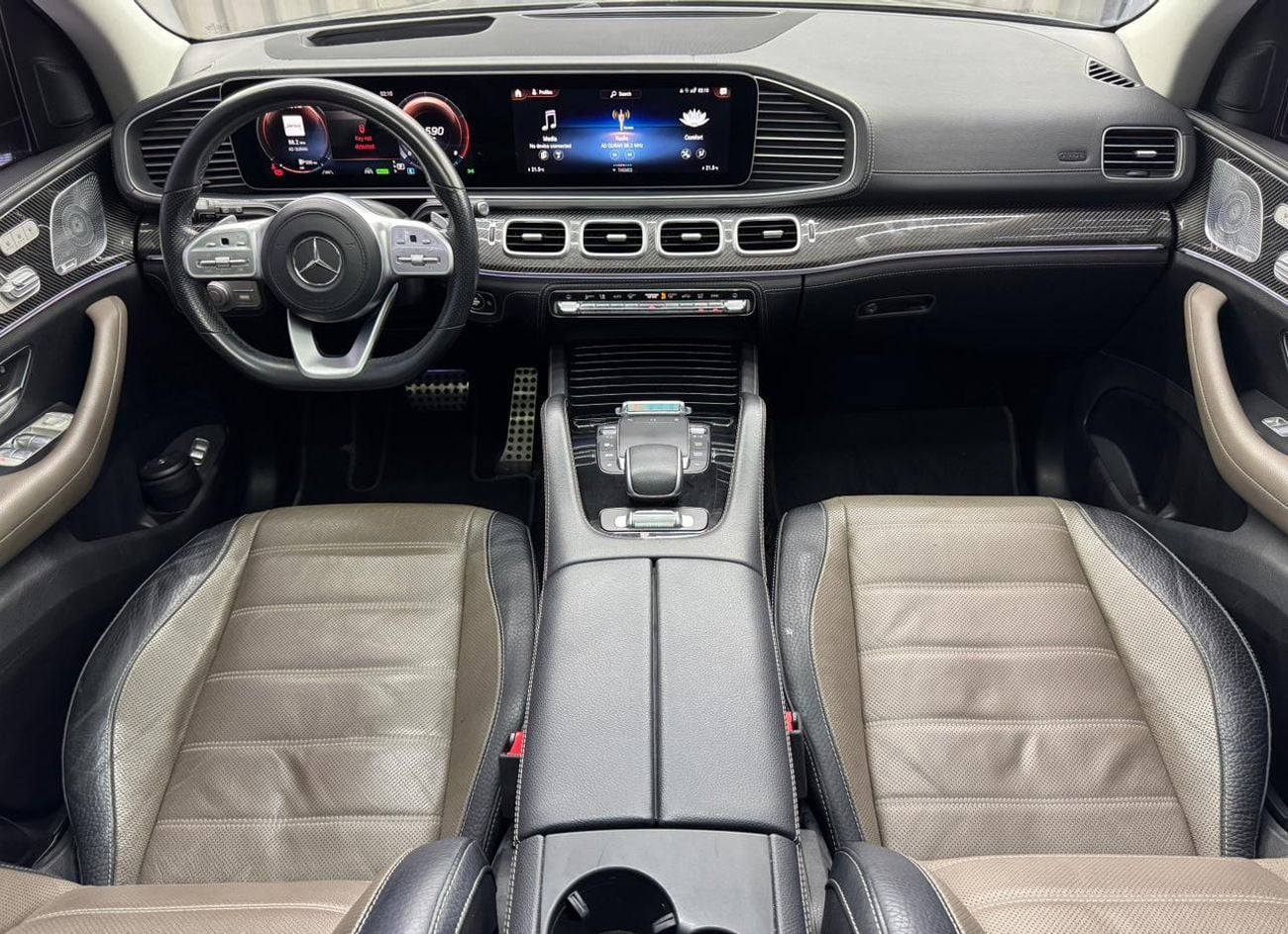 مرسيدس بنز GLS 580 STD