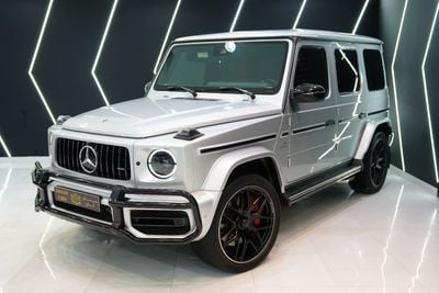 Mercedes-Benz G 63 AMG Std 4.0L Night Package, Carbon Fiber Interior, GCC Specs!!