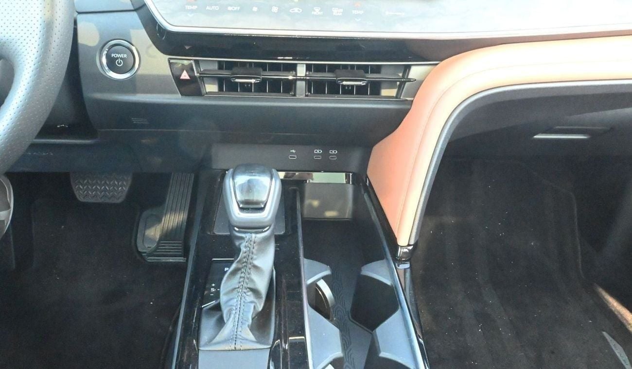 Toyota Camry Toyota Camry Hybrid 2.0 Chinese