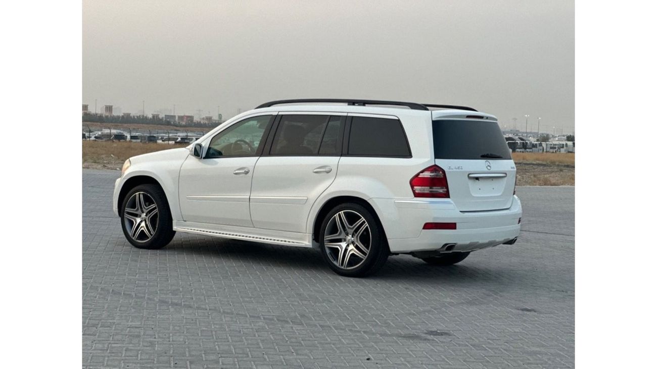 مرسيدس بنز GL 450 موديل 2008 خليجي فل مواصفات حاله ممتازه من الداخل والخارج
