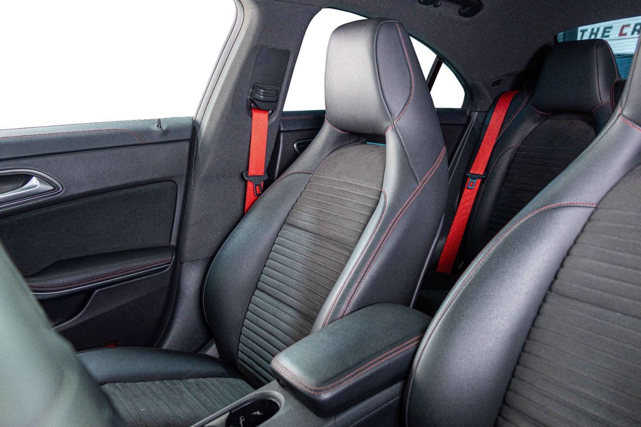 Mercedes-Benz CLA 45 AMG Std 2.0L Low Mileage-Red Accents-Sports Exhaust-AMG Sport Design Rims- Red Calipers