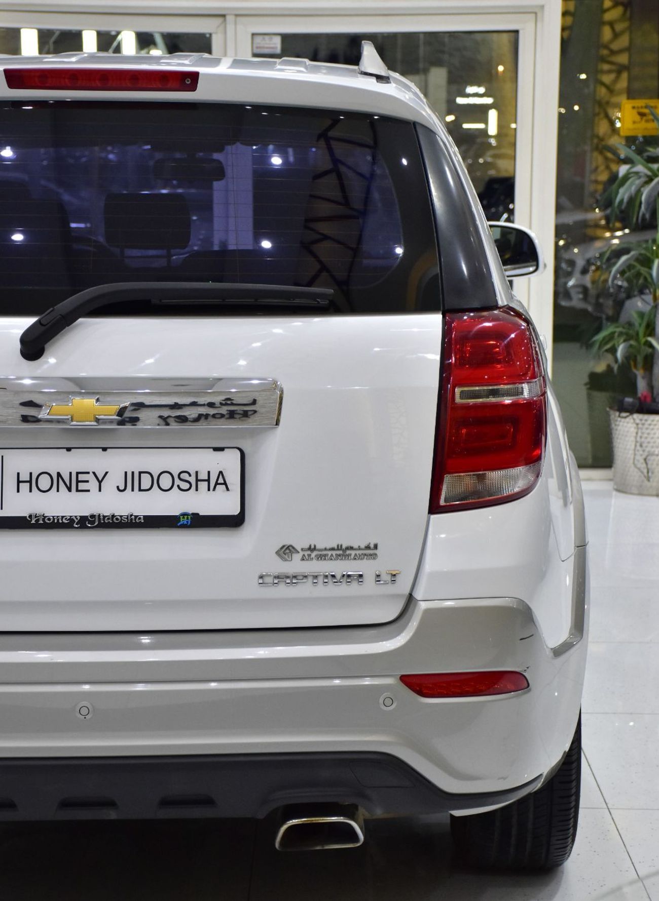 Chevrolet Captiva EXCELLENT DEAL for our Chevrolet Captiva LT ( 2017 Model ) in White Color GCC Specs