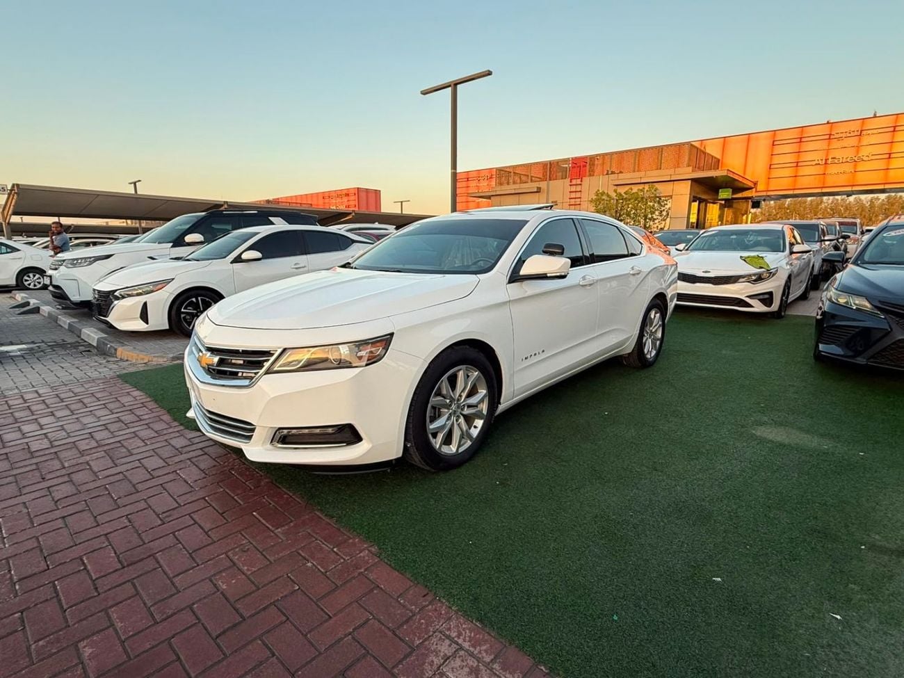 Chevrolet Impala LT (NON GCC) full panoramic sunroof, 6-cylinder