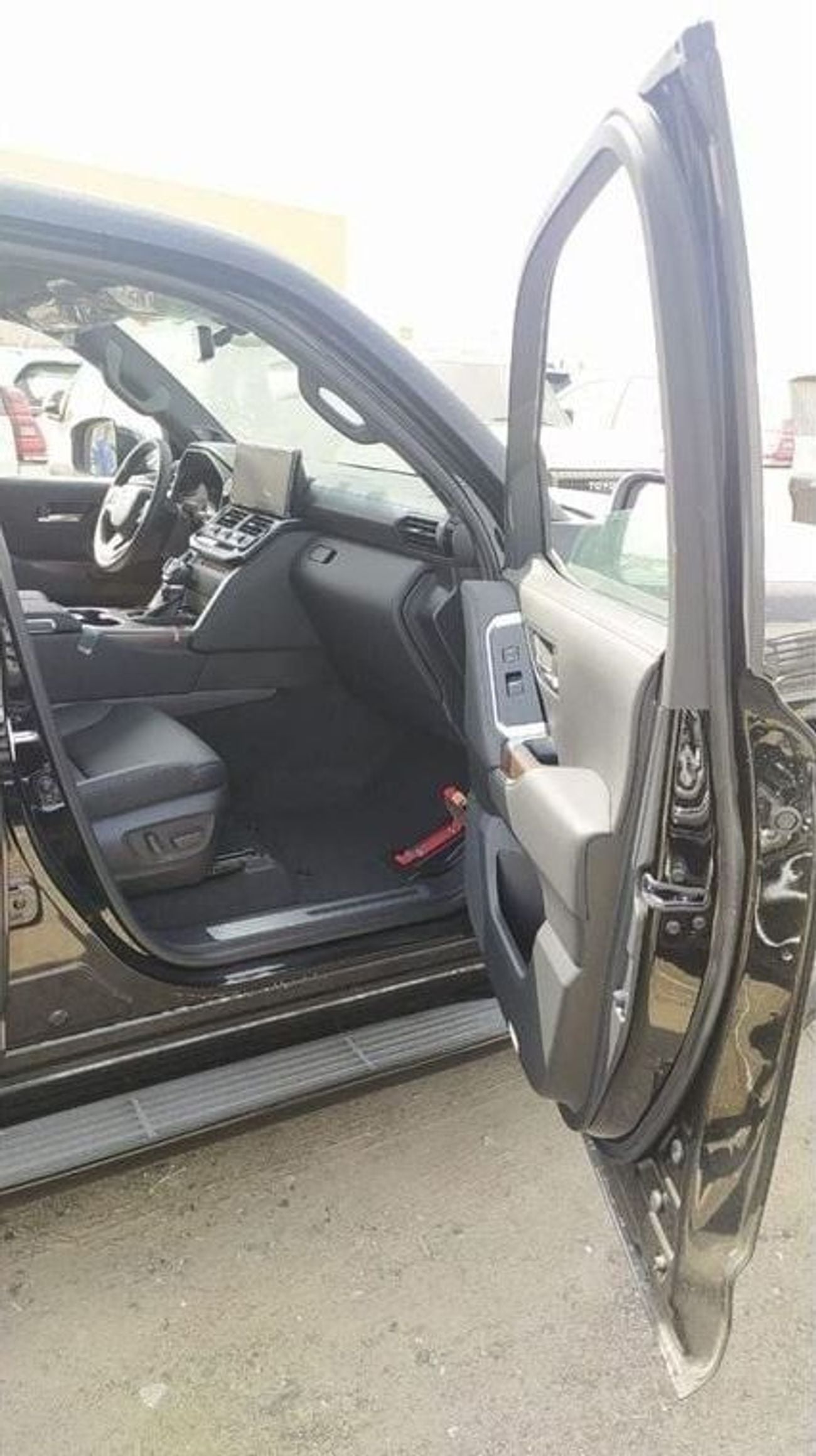 تويوتا لاند كروزر VXR VX 3.3L TOYOTA LC300 VX+ 3.3L TWIN TURBO DIESEL