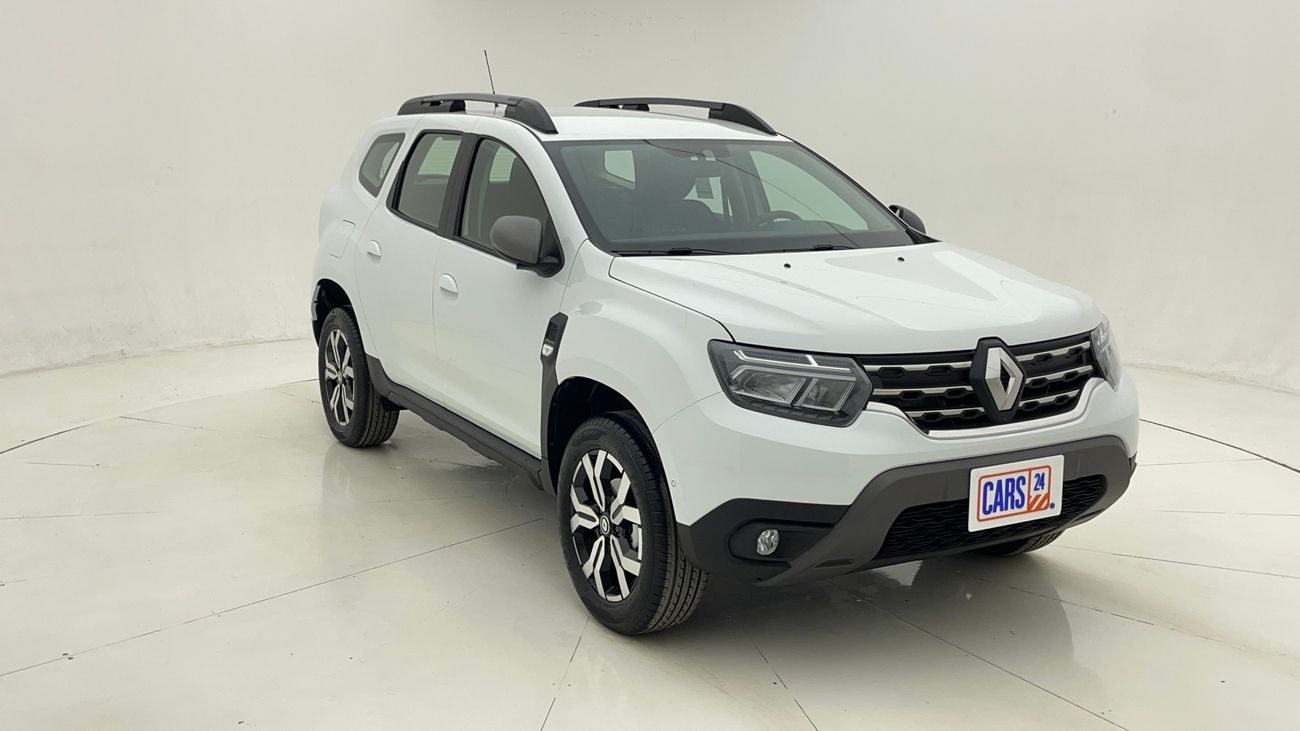 Renault Duster LE 1.6 | Zero Down Payment | Home Test Drive